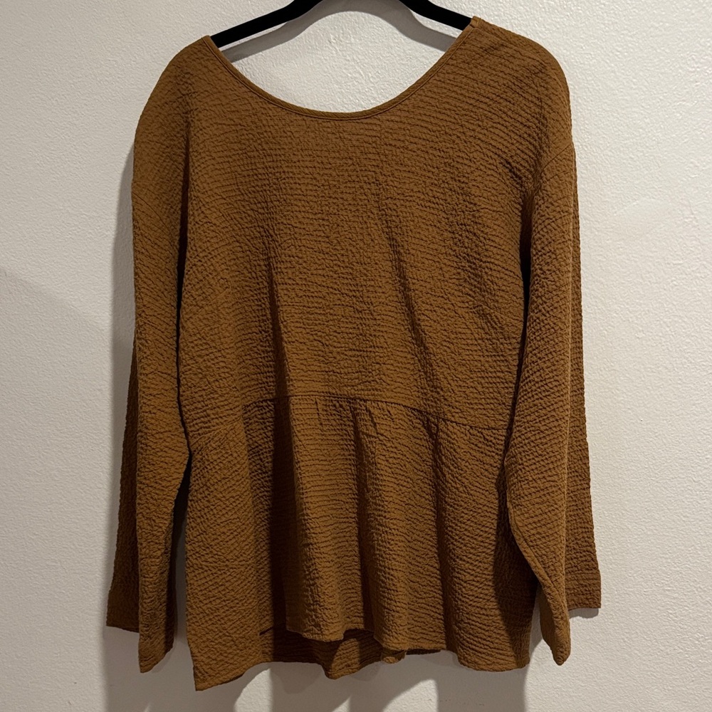 Madewell Textured Peplum Tunic Top in Camel Brown